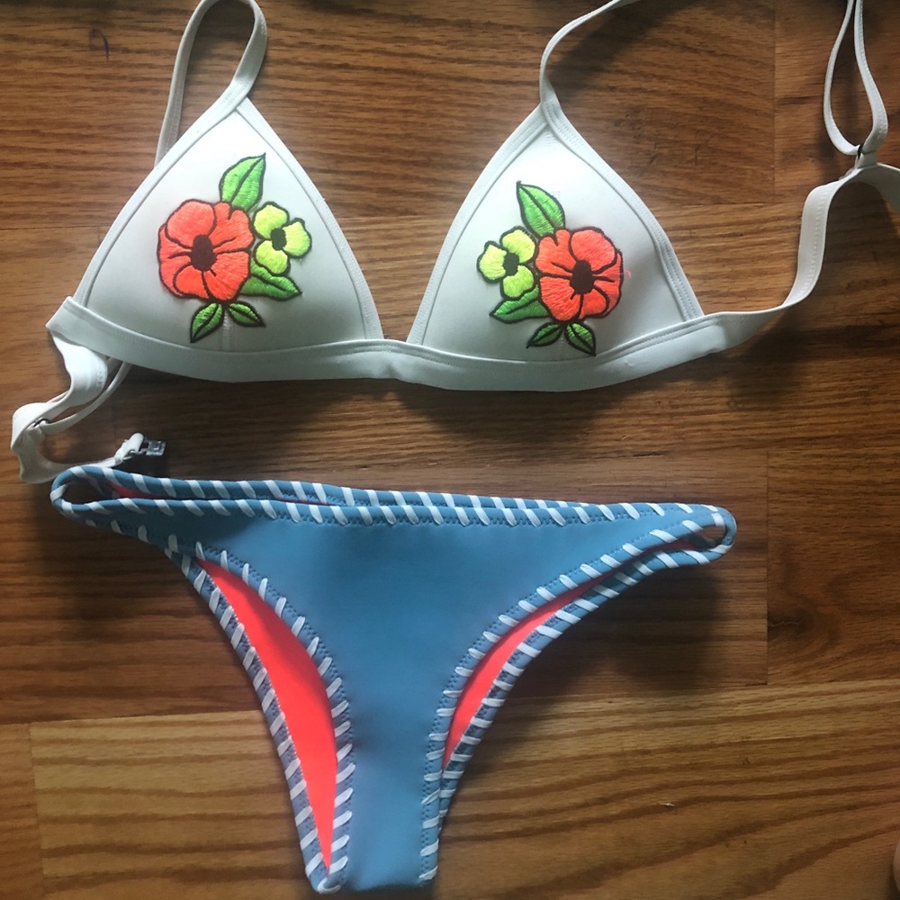 Triangl Bikini set